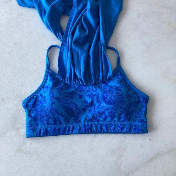 Lululemon blue No Limit Tank, yoga tank with inner built in sports bra (size 4) - Picture 7 of 12